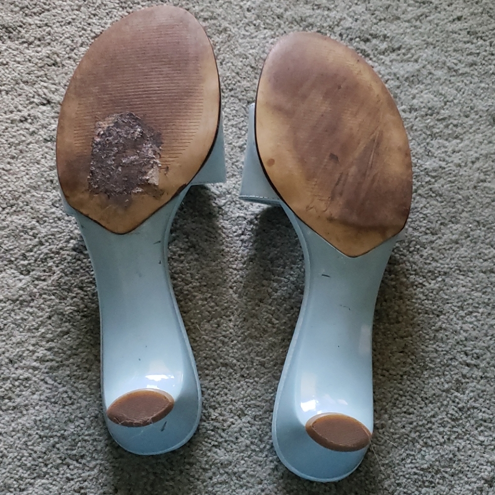 Liz Claiborne light blue patent leather slides - Picture 7 of 9